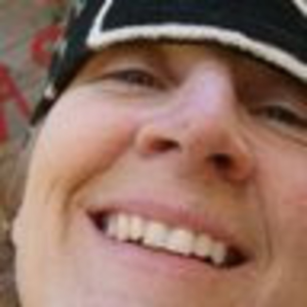 Meet your Posher, Elise